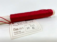 Load image into Gallery viewer, Soie et 3-strand Solid Color 100% Silk Spools by Fujix
