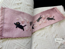 Load image into Gallery viewer, Meow Cat Embroidery by Jeon Ji Sun (in Japanese)
