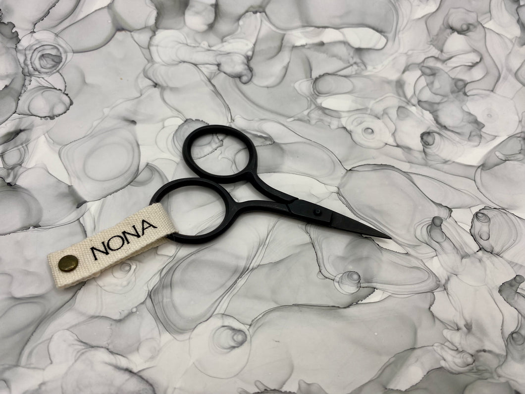 Tiny Thread Snips by Nona of Japan