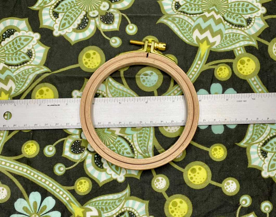 Nurge 8mm Beechwood Embroidery Hoop - 8 sizes