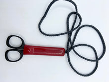 Load image into Gallery viewer, 4” Needlework Scissors - Double Curved
